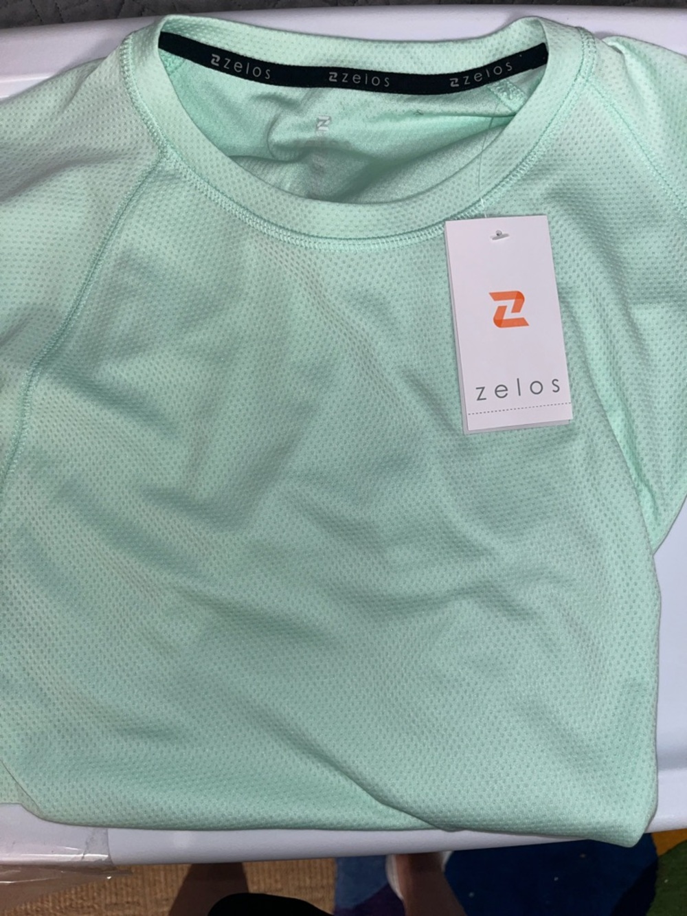 ZELOS Mint Green Performance Tee lightweight, breathable  men’s size medium